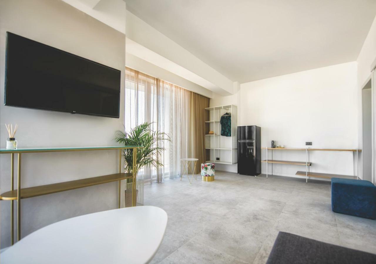 Lemon Cliff Luxury B&B Mamaia Kültér fotó